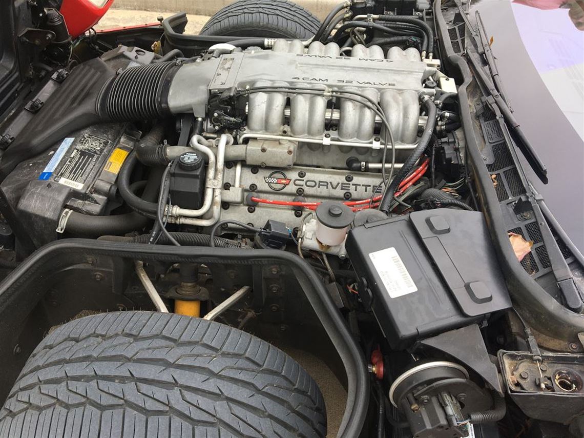 Left enginr Left enginr