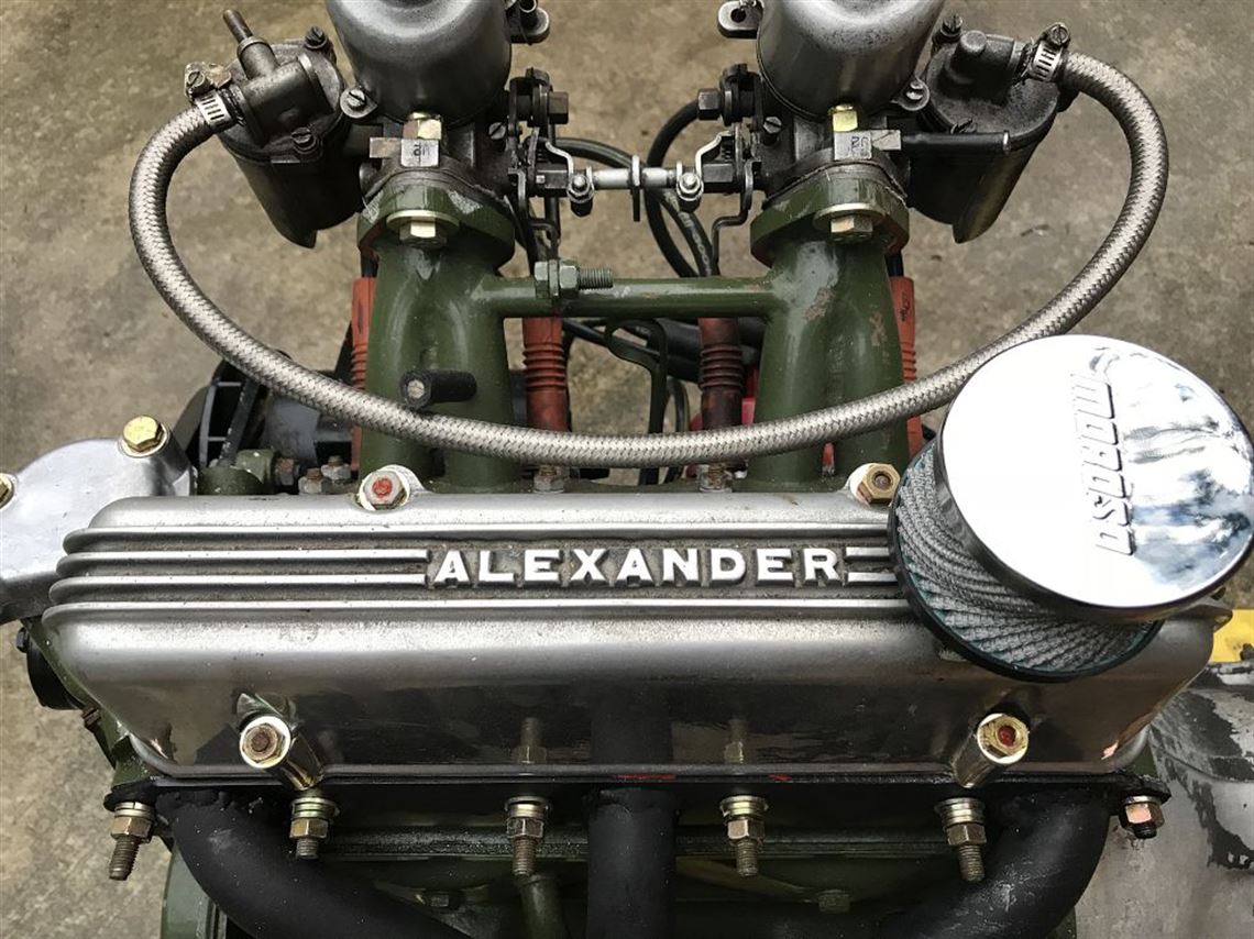 Valve cover Valve cover