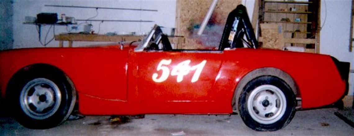 1965-austin-healey-sprite-vintage-racecar