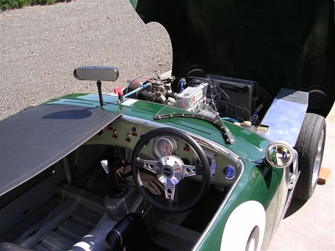 1959-austin-healey-sprite-race-car