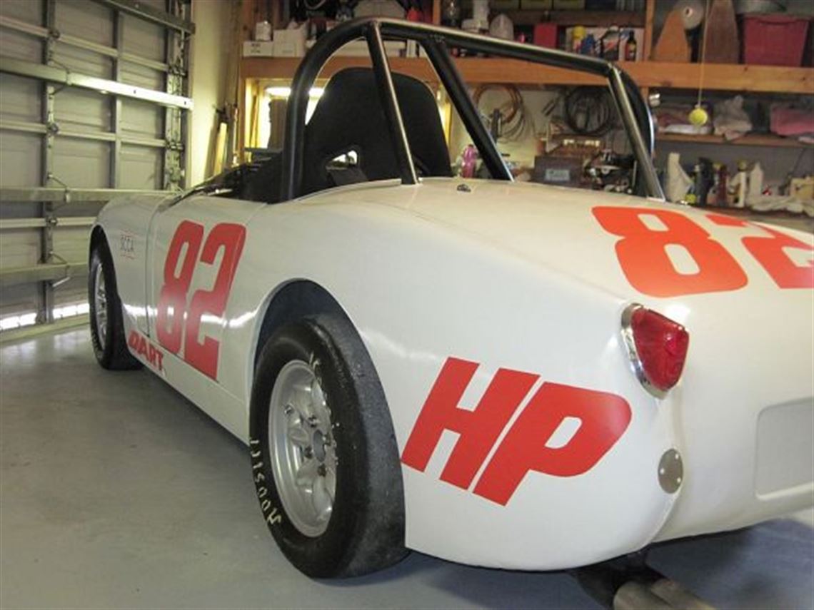 1960-austin-healey-sprite-dart-racing-team