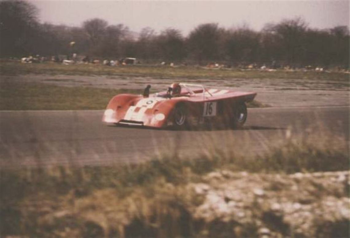 1971-chevron-b19