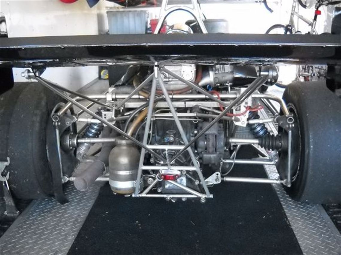 1975-chevron-b-29-complete-race-ready