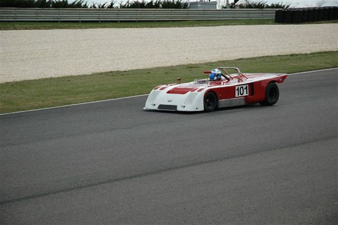 1972-chevron-b21