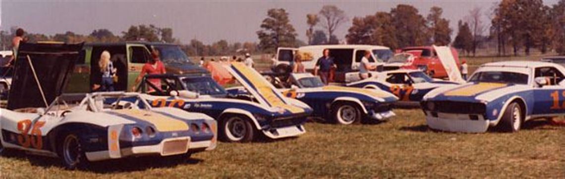 1969-chevy-corvette-l-88-imsa-camel-gto-race