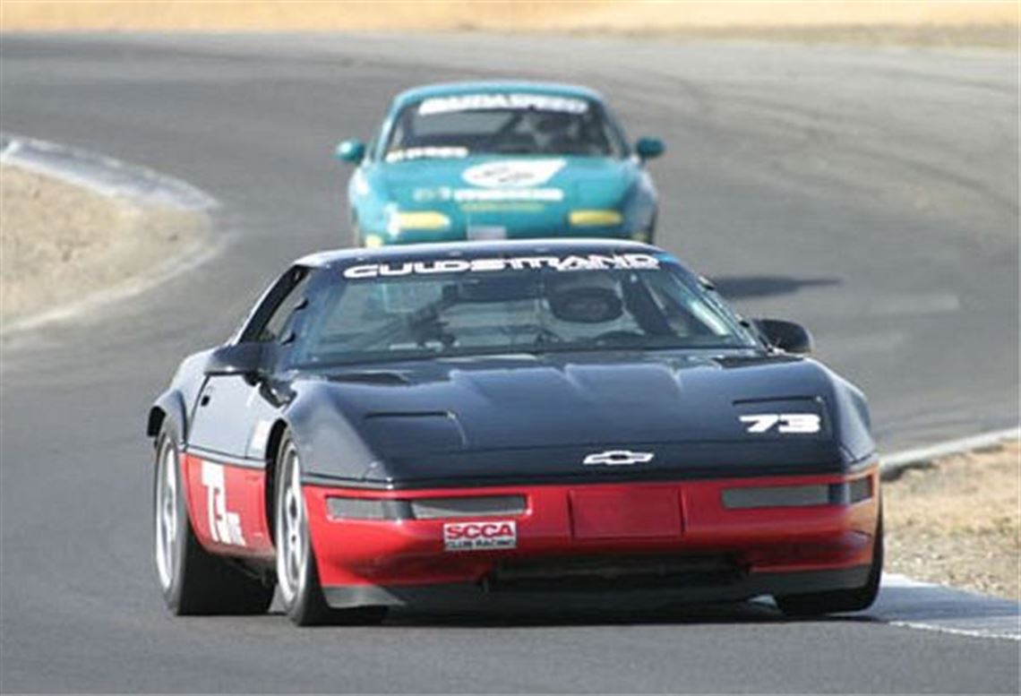 1985-chevy-corvette