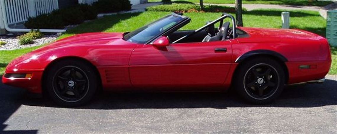 1992-chevy-c4-corvette-convertible-sold