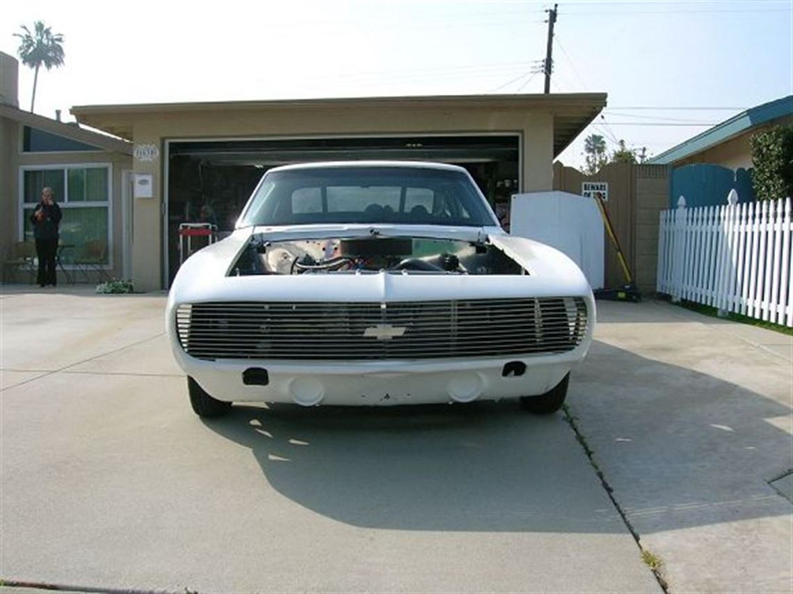 1969-chevy-camaro-ready-to-race