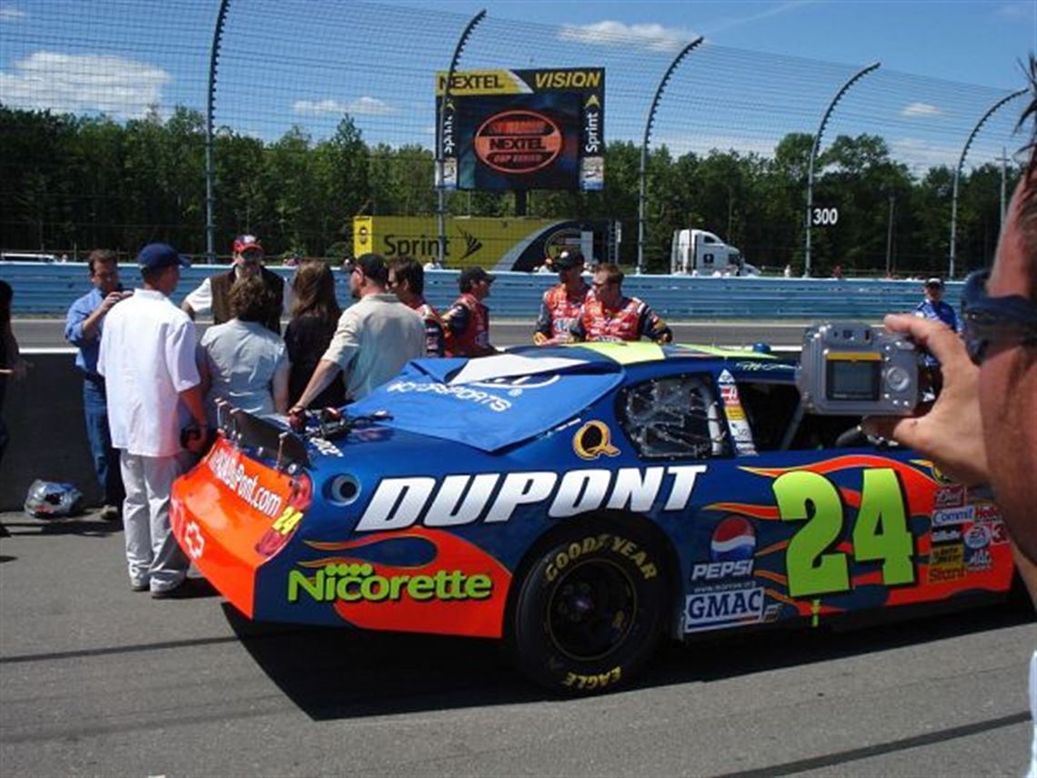 2006-chevy-monte-carlo-jeff-gordon-road-cours