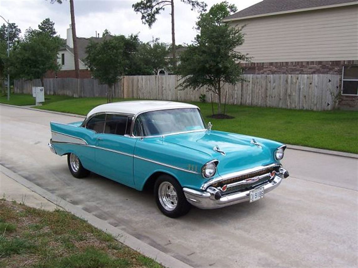 1957-chevy-bel-air-2dht