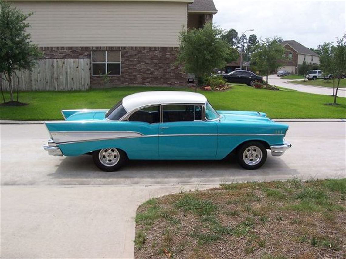 1957-chevy-bel-air-2dht