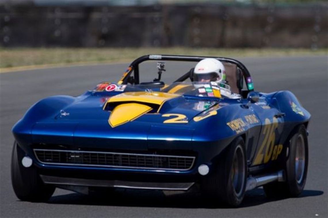 1964-chevy-corvette-b-production-roadster