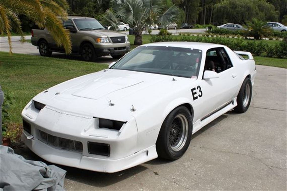 1991-chevy-camaro-1le