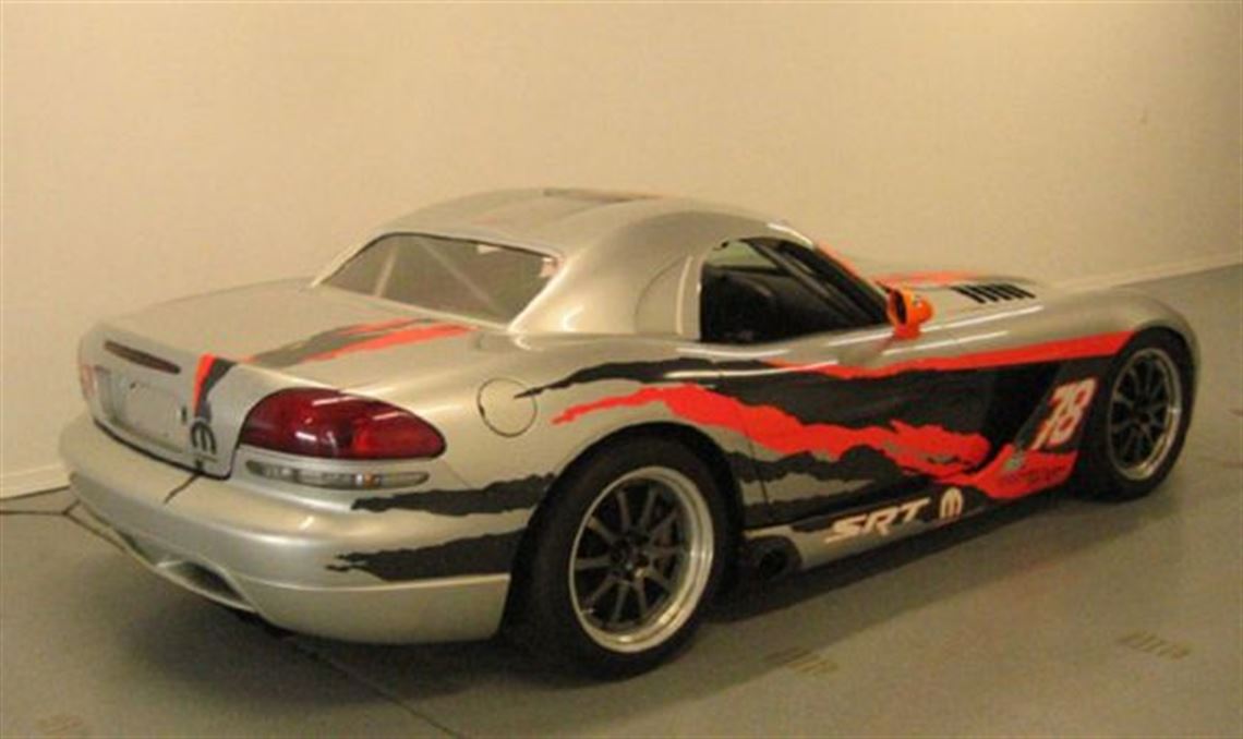 2003-dodge-viper-srt