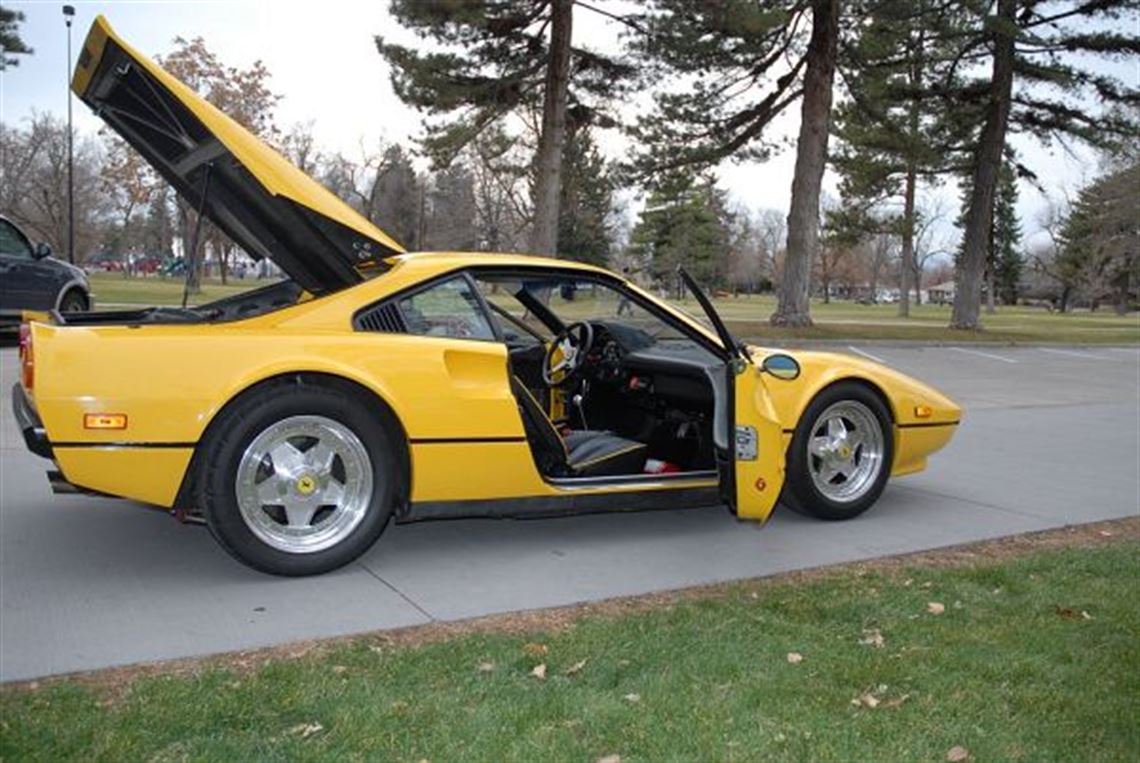 1977-ferrari-308-gtb