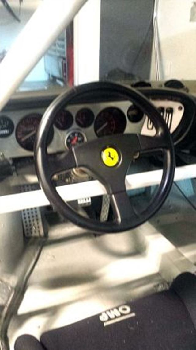 1975-ferrari-308-gt4