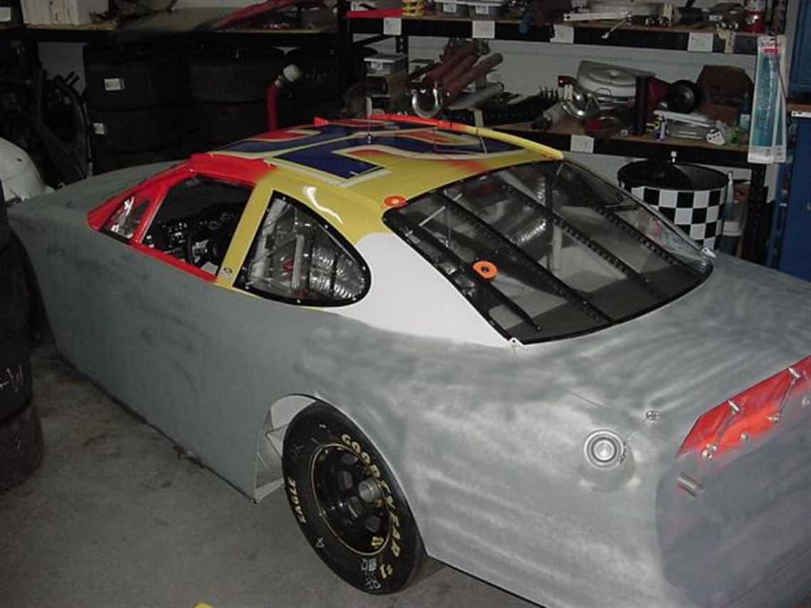 2001-ford-taurus-nascar