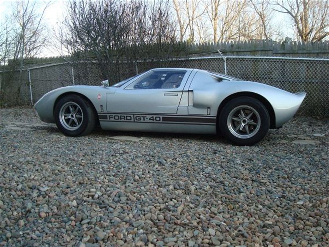 1966-ford-gt40-p-mark-1b-street-legal-show-qu