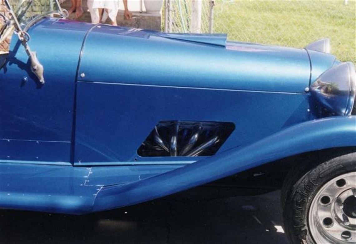 1938-ford-roadster-the-fubar-vintage-road-rac