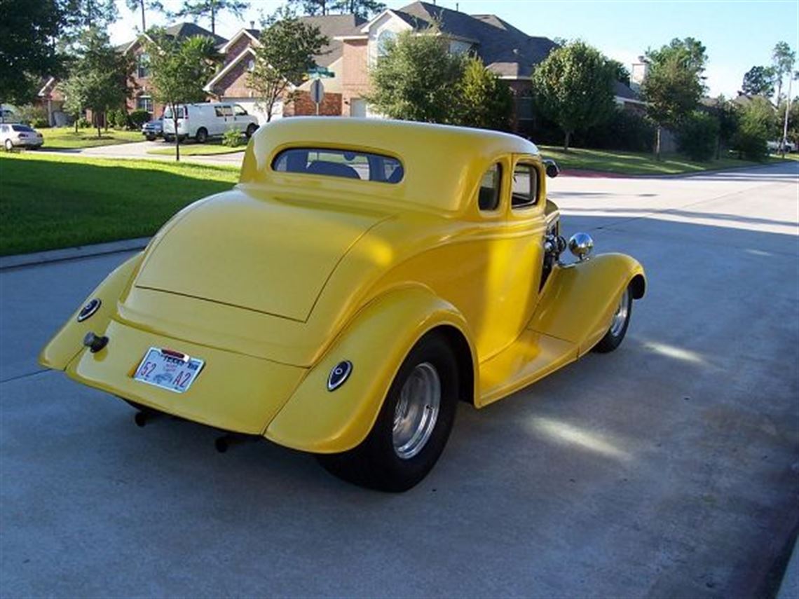 1934-ford-5w-coupe