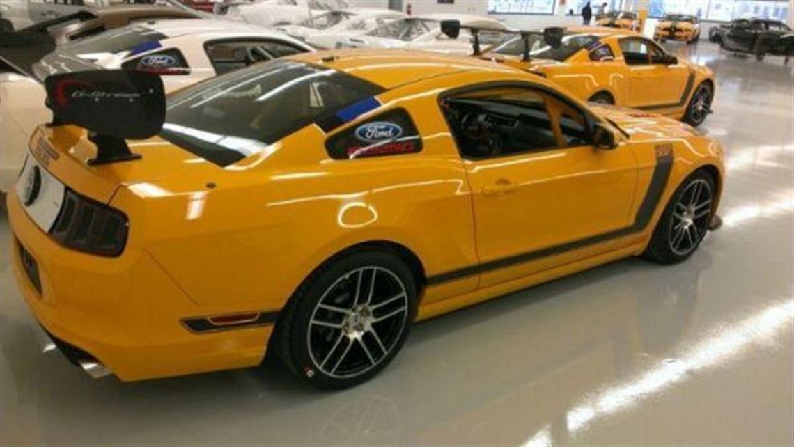 2013-ford-mustang-boss-302s-ford-factory-buil