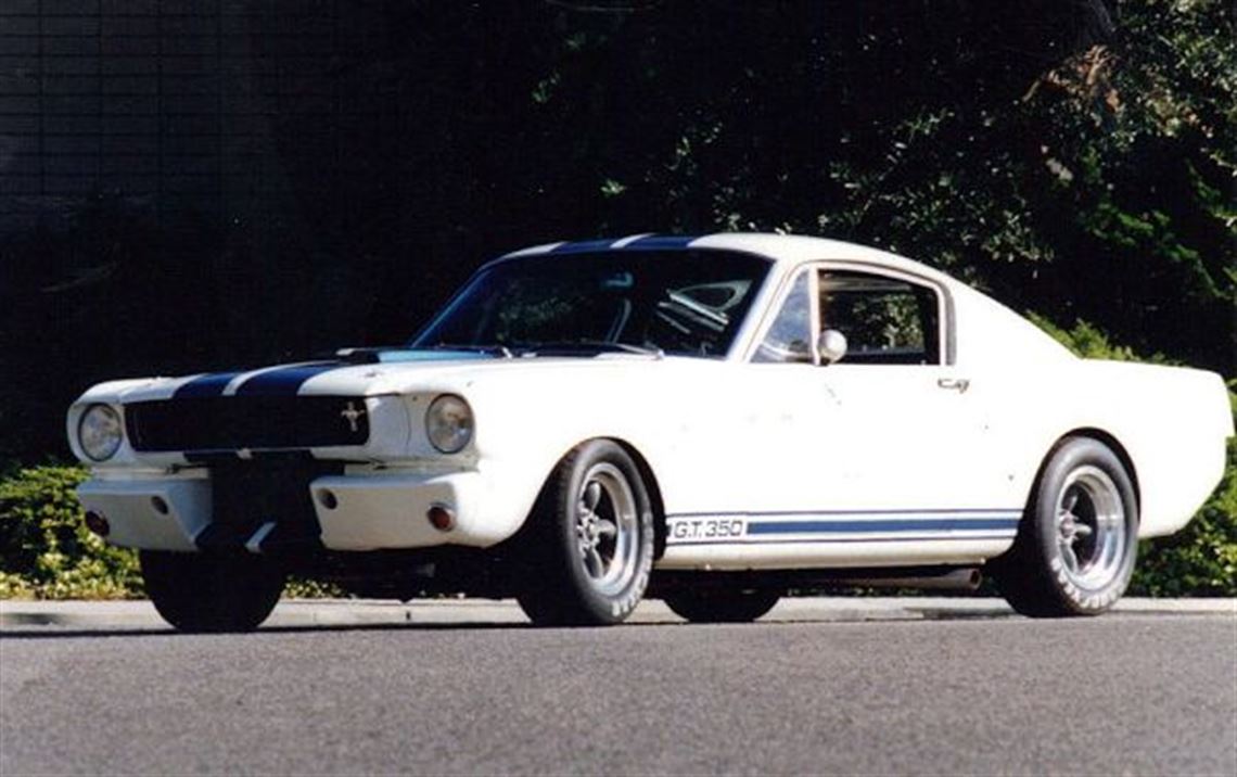 1965-ford-mustang-gt-350-r