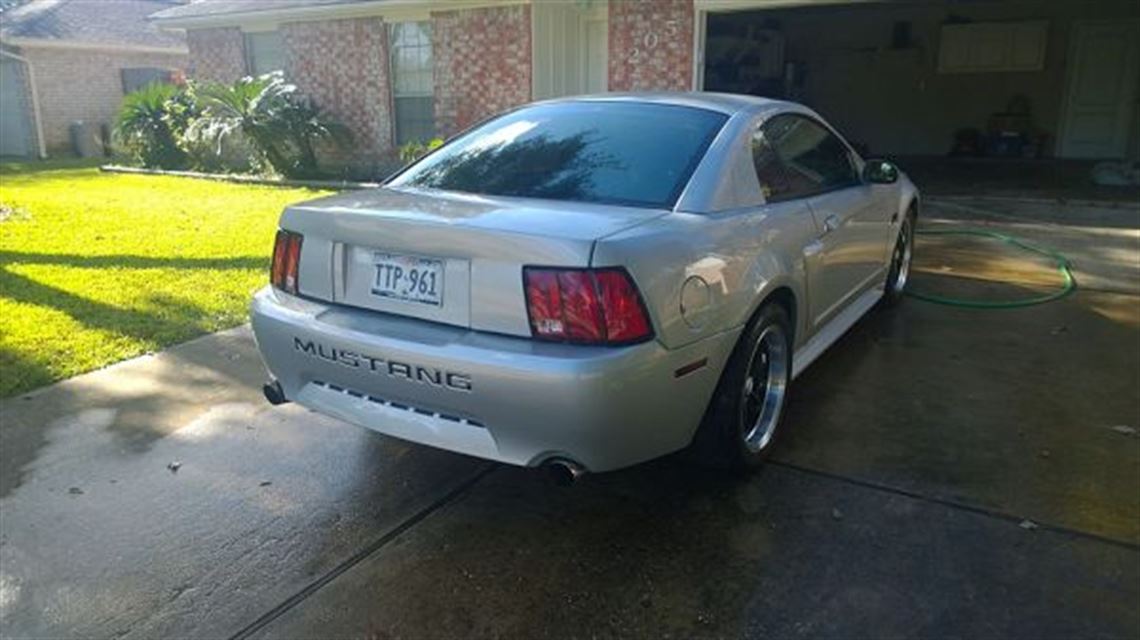 2003-ford-mustang-gt