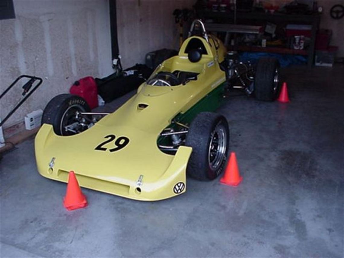 1976-lola-t324-formula-super-vee-restored