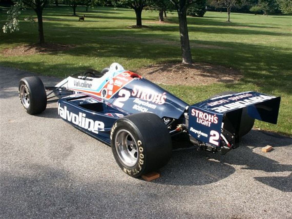 1989-lola-t8900-indy-car