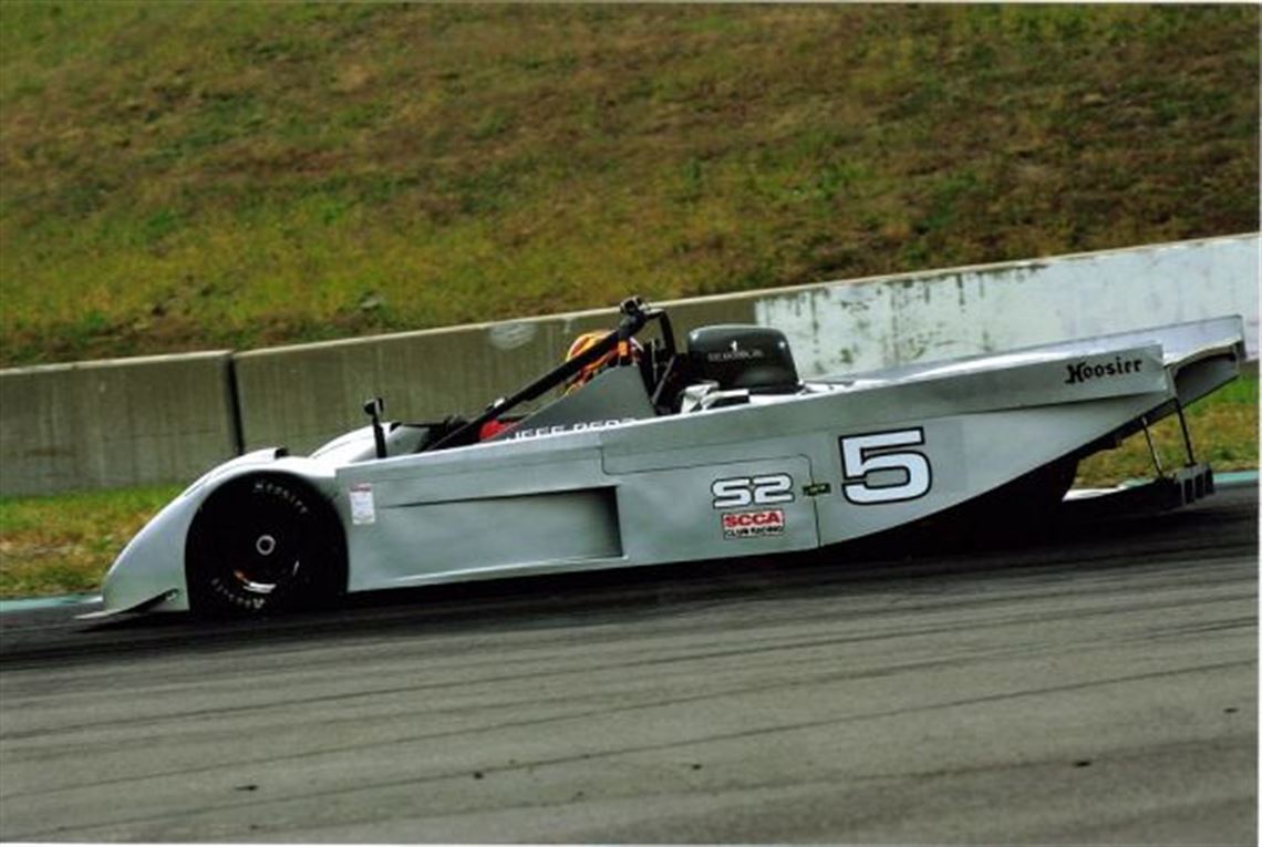 1987-lola-t8790-scca-runoffs-winner-s2-nation