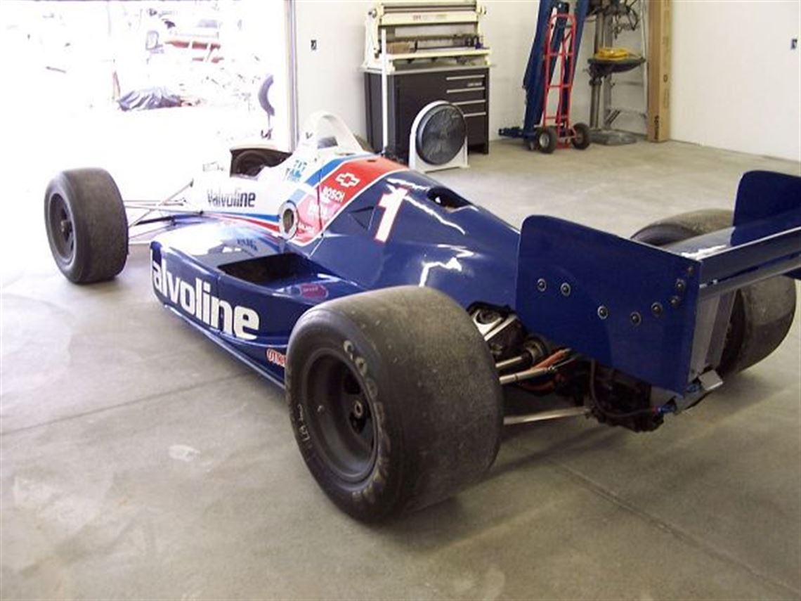 1988-lola-t8800