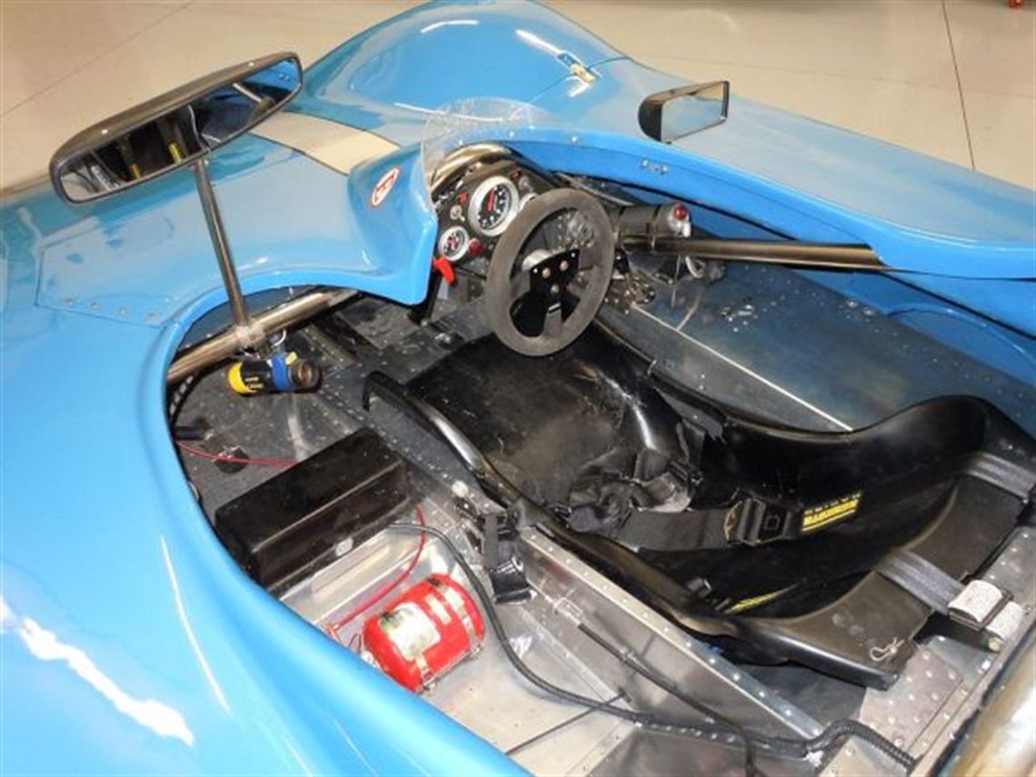 1986-lola-t8690