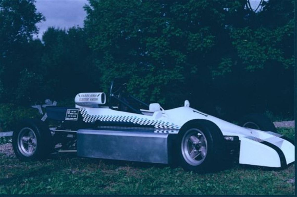 1980-lola-t540-roller-project