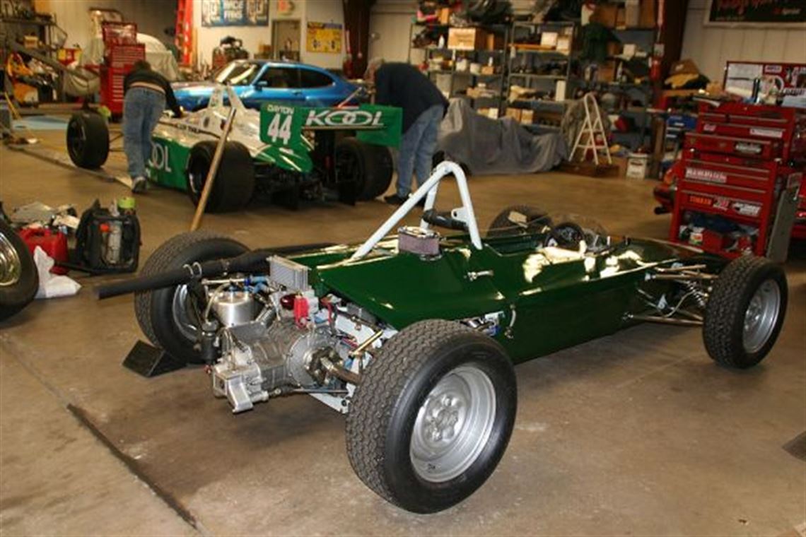 1972-lola-t204-new-restoration