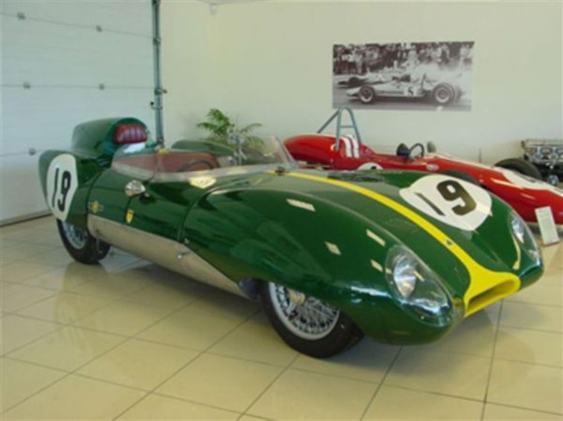 1956-lotus-eleven