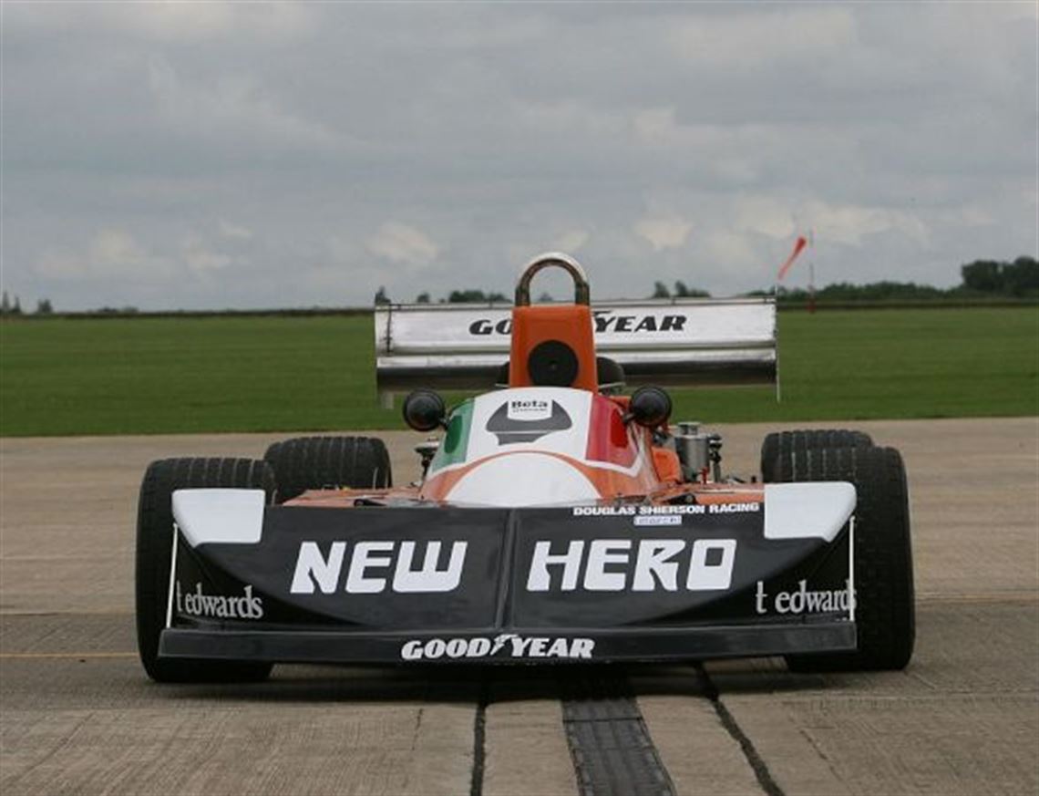 1976-march-2-4-0-6---wheeler-ready-to-race