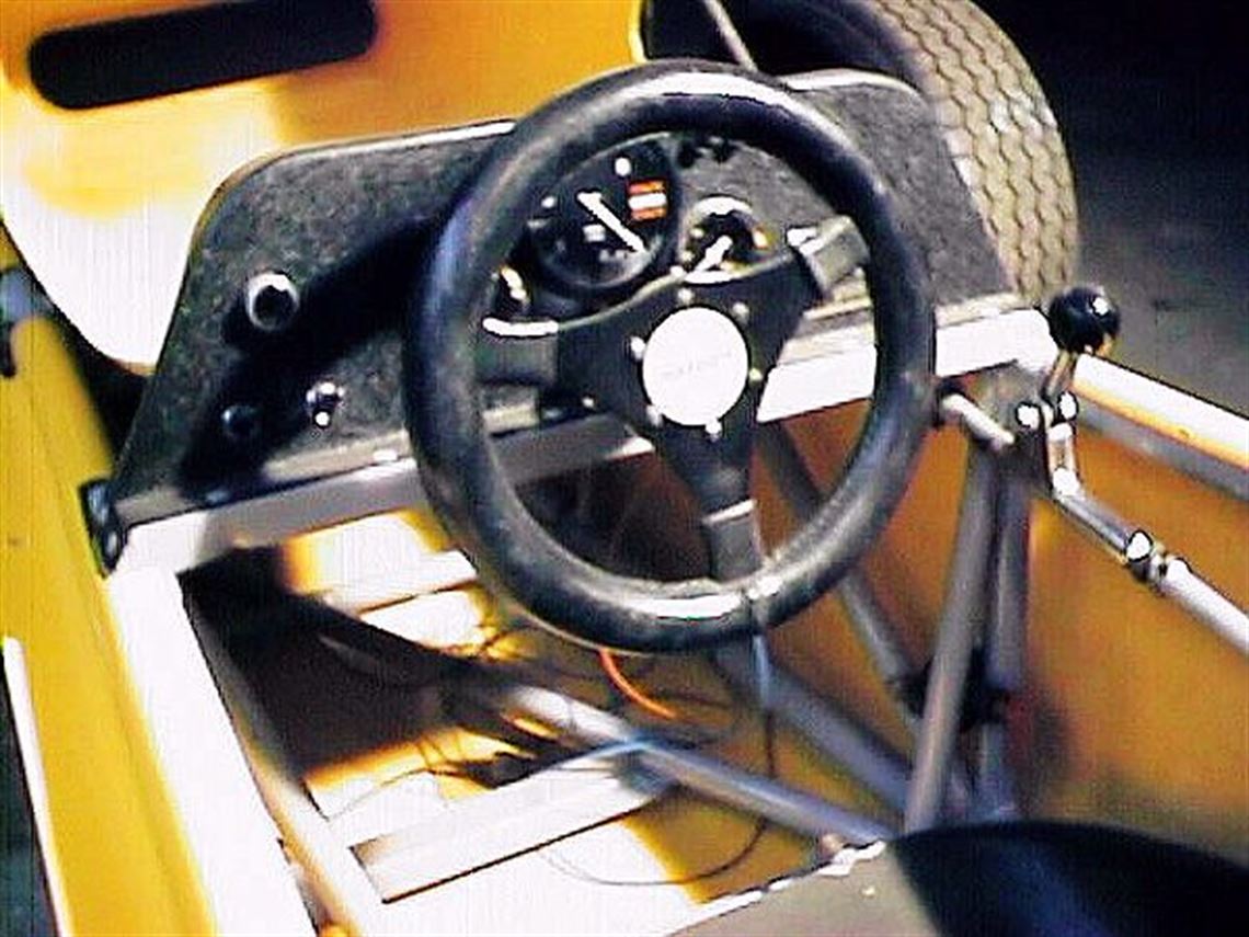 1973-merlyn-mk24-formula-ford