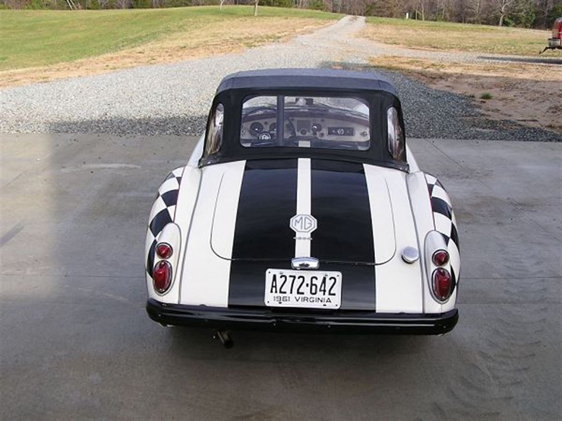 1961-mg-midget-frame-off-restoration