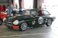 1967-mg-b-gt-vintage-race-car