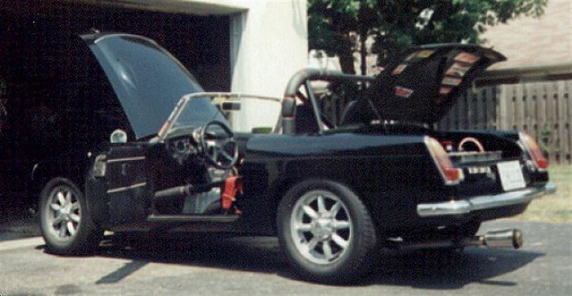 1969-mgc-race-car