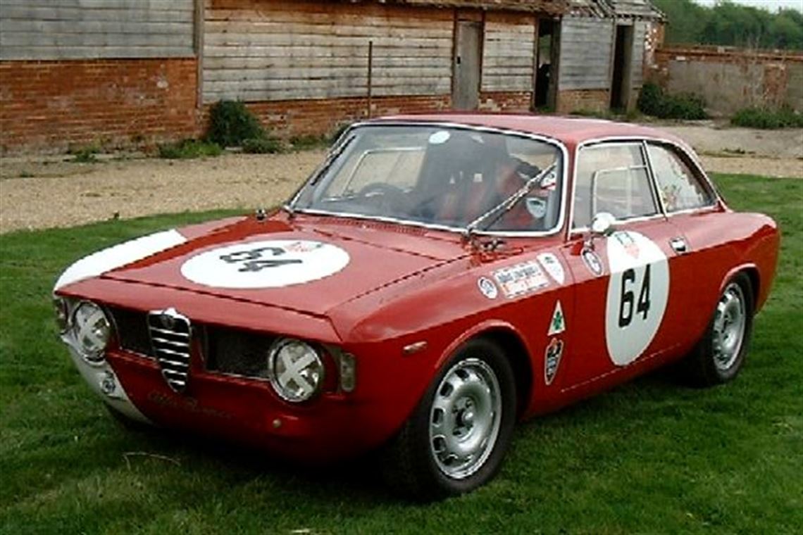 1965-alfa-romeo-giulia-sprint-gt-uk-fia-paper