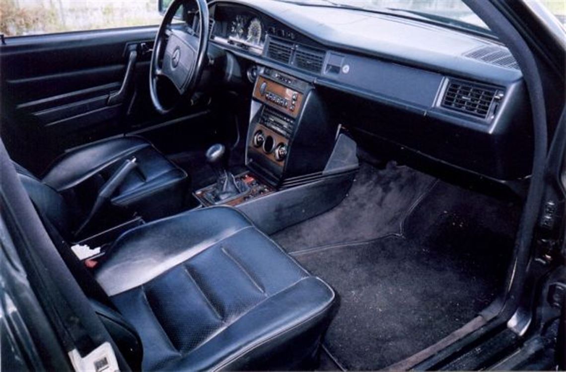 1986-mercedes-190e-16valve