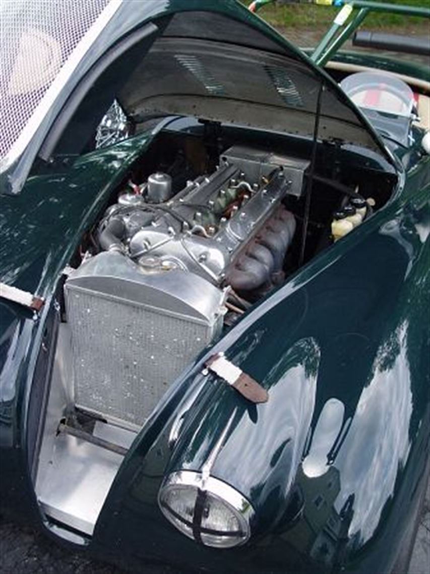 1953-jaguar-xk120-ots