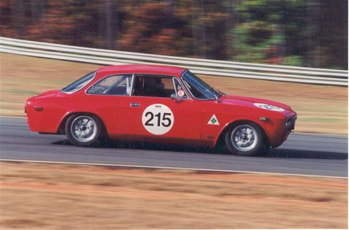 1971-alfa-romeo-gtv-1750