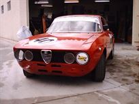 1969-alfa-romeo-gtv-vintage-racer-engine-need