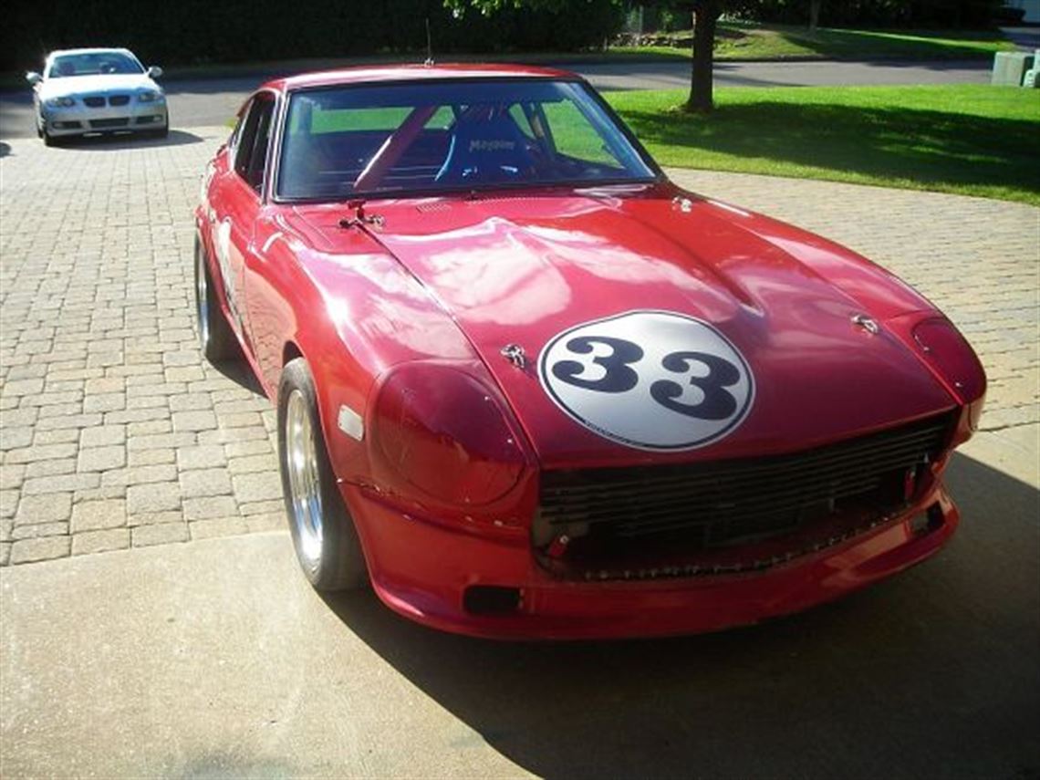 1972-datsun-240z-z-car-race-ready