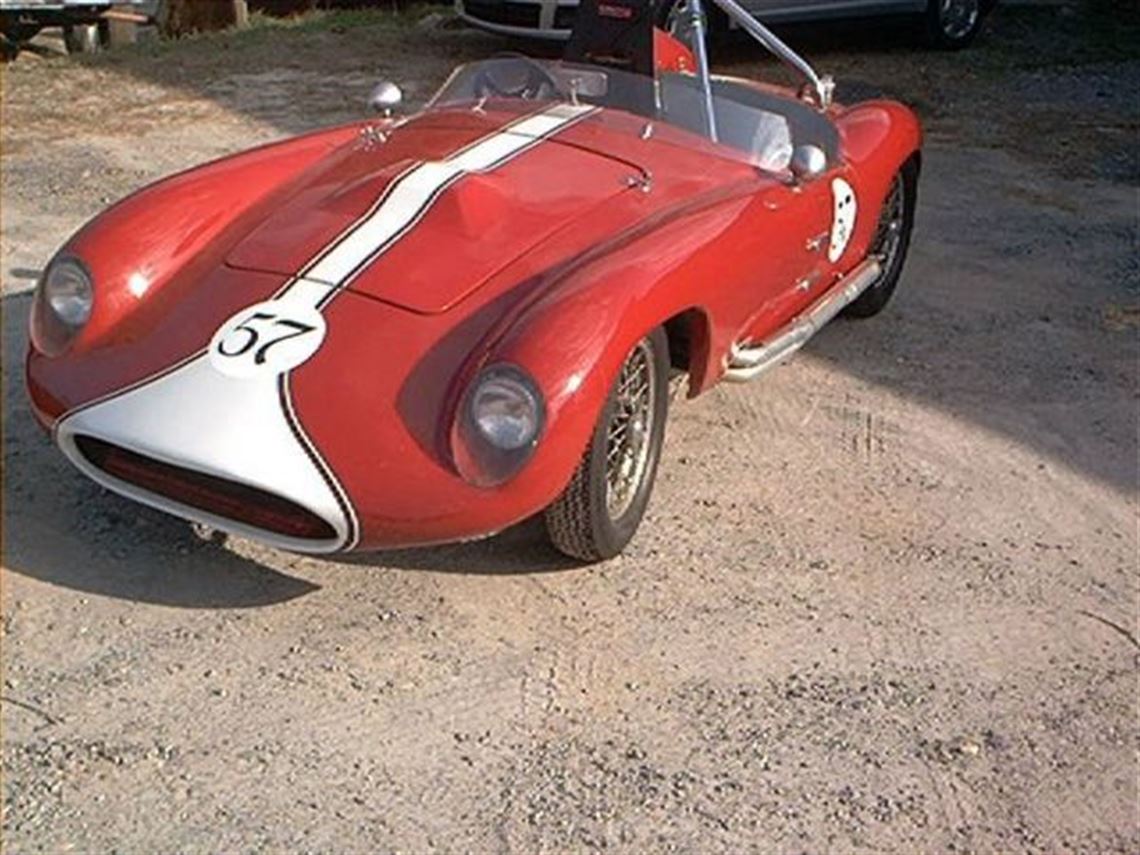 1957-devin-sports-racer