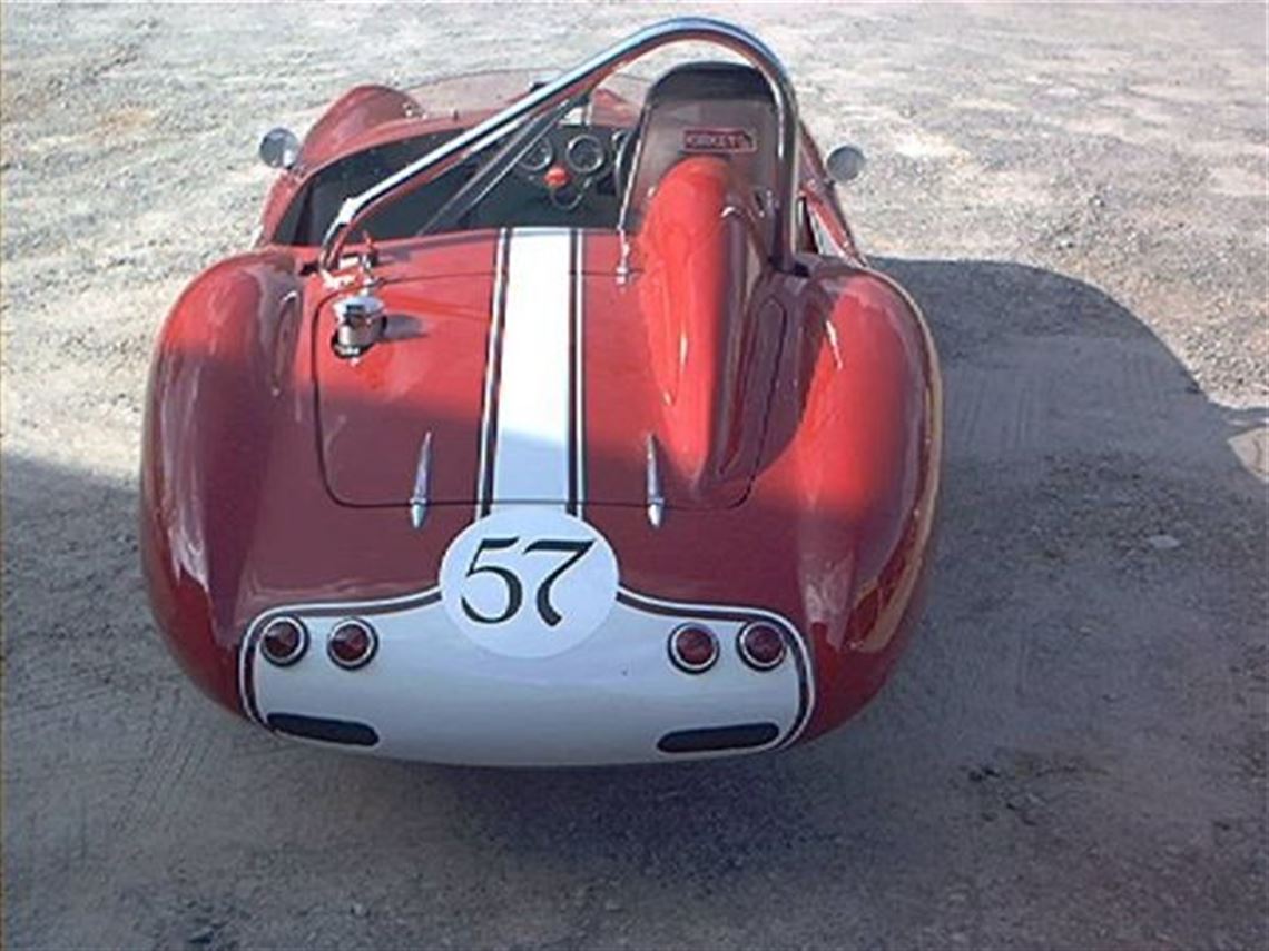 1957-devin-sports-racer