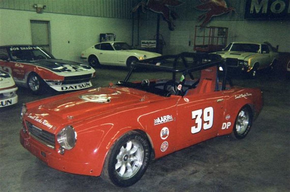 1968-datsun-spl-311-roadster-small-bucks-raci