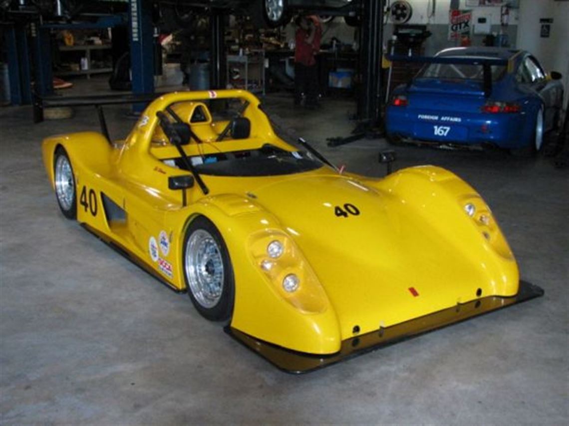 2004-radical-sr3-right-hand-drive-no-high-dow